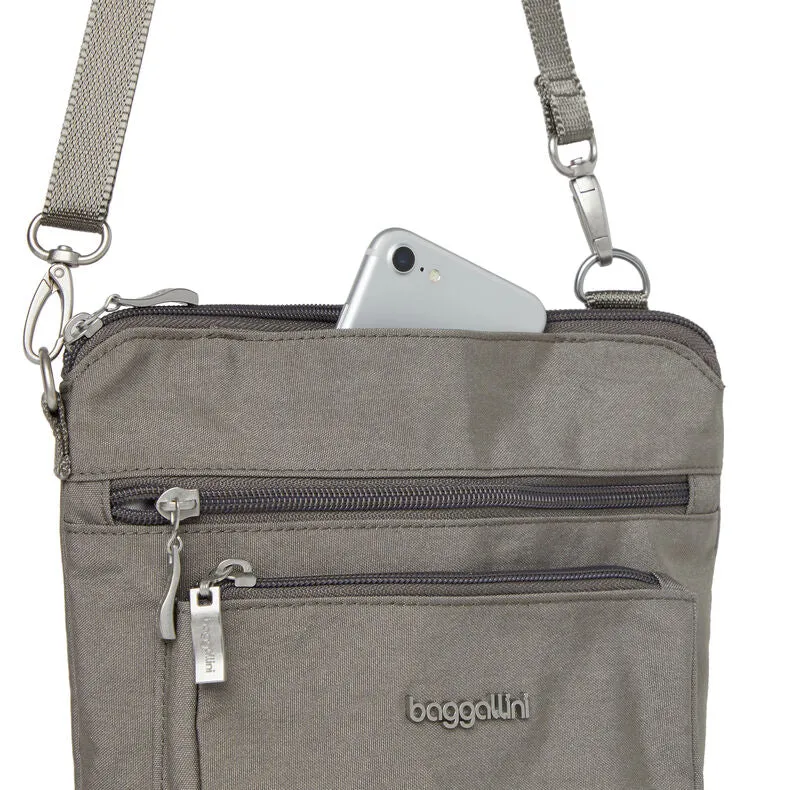 Baggallini Modern Pocket Crossbody