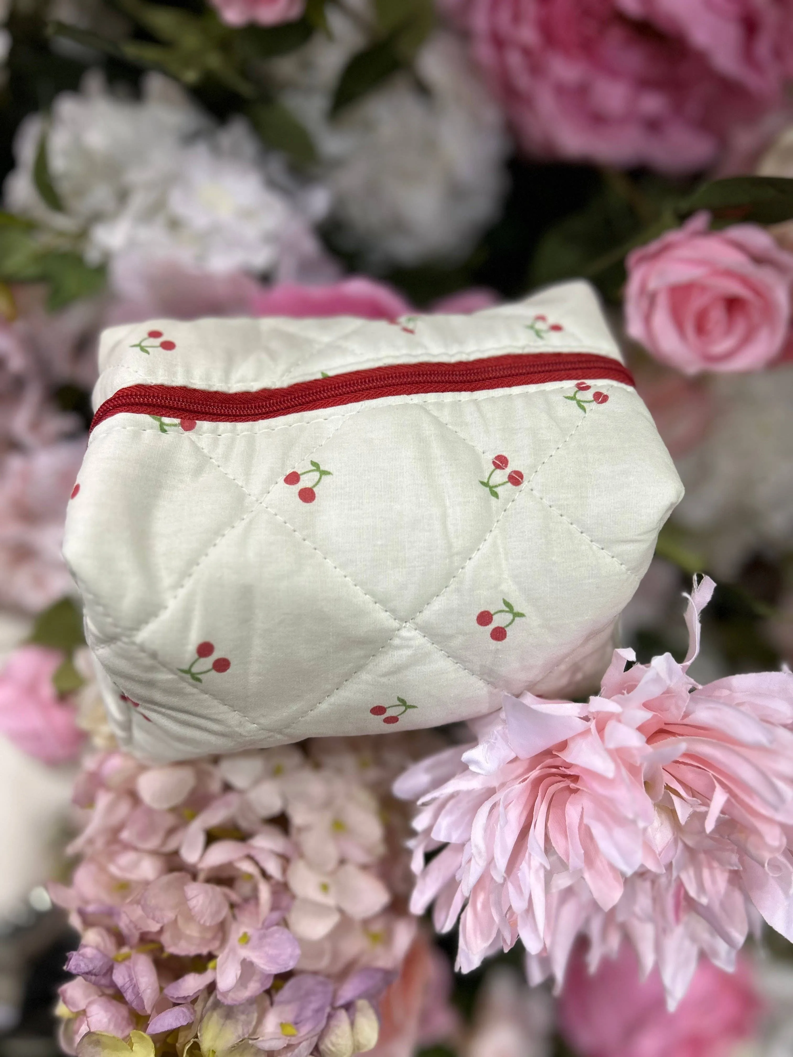 Beauty Stash - Sweet Cosmetic Bag Collection: Rose