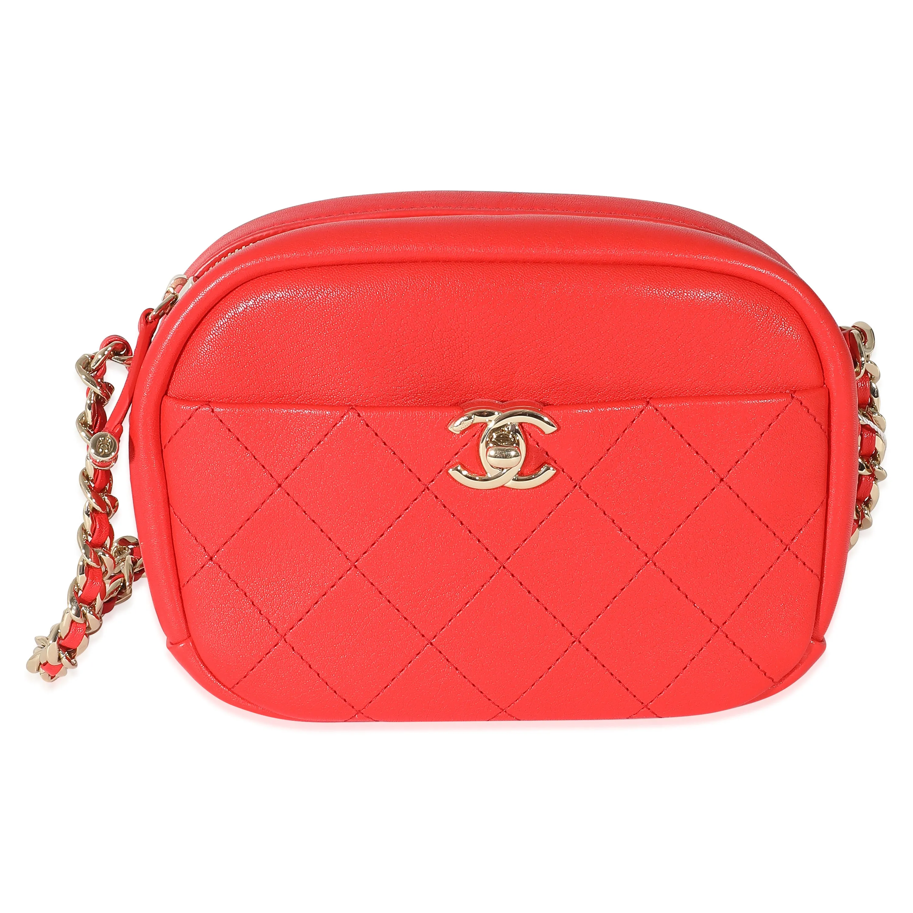 Chanel 19C Red Goatskin Medium Casual Trip Camera Case