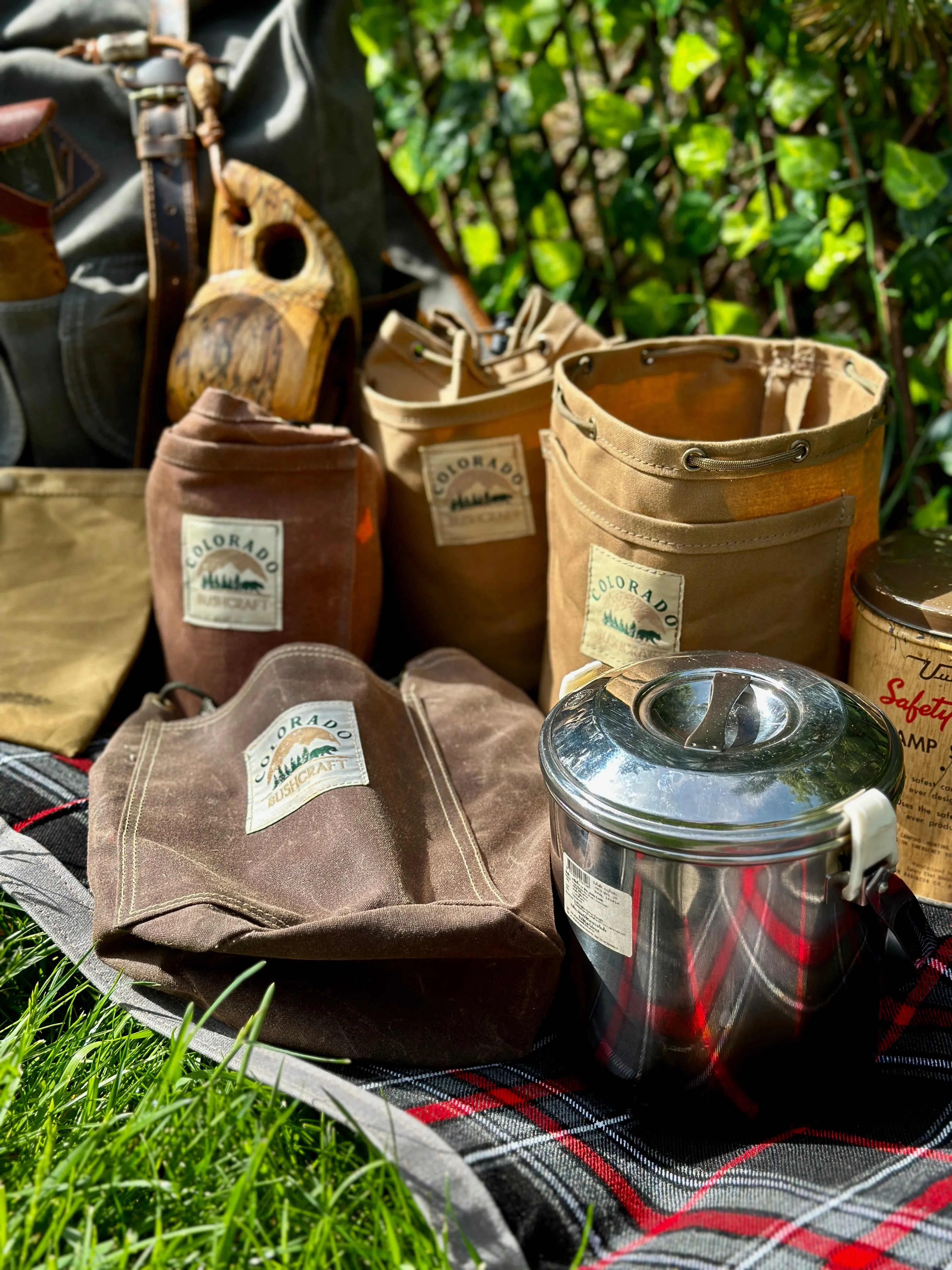 Coal Creek Round Bottom Bush Pot Bag