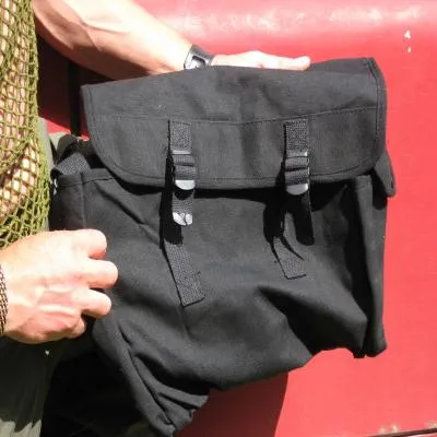 Cotton-Canvas Large 2-Pocket Haversack. New. Black.