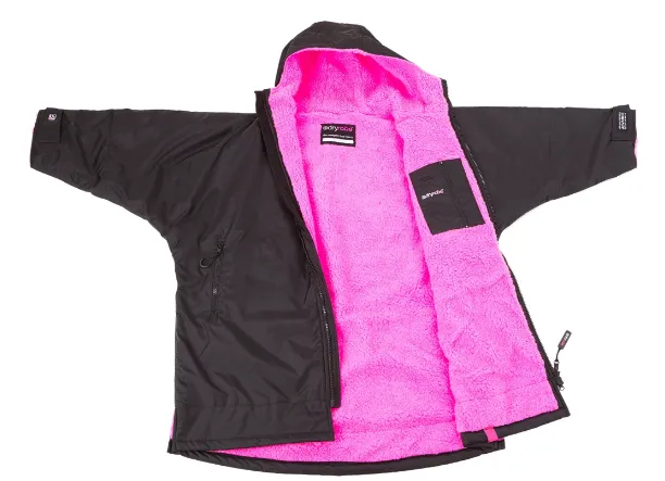 Dryrobe Advance Long Sleeve Kids 10-13 - Black/Blue or Black/Pink - In Stock