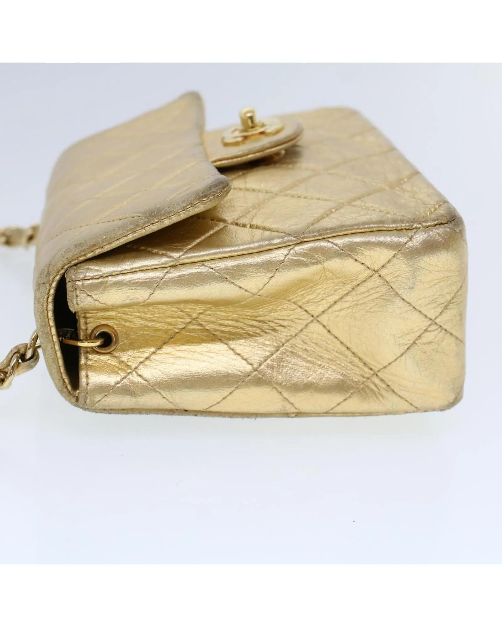 Gold Matelasse Turn Lock Chain Shoulder Bag