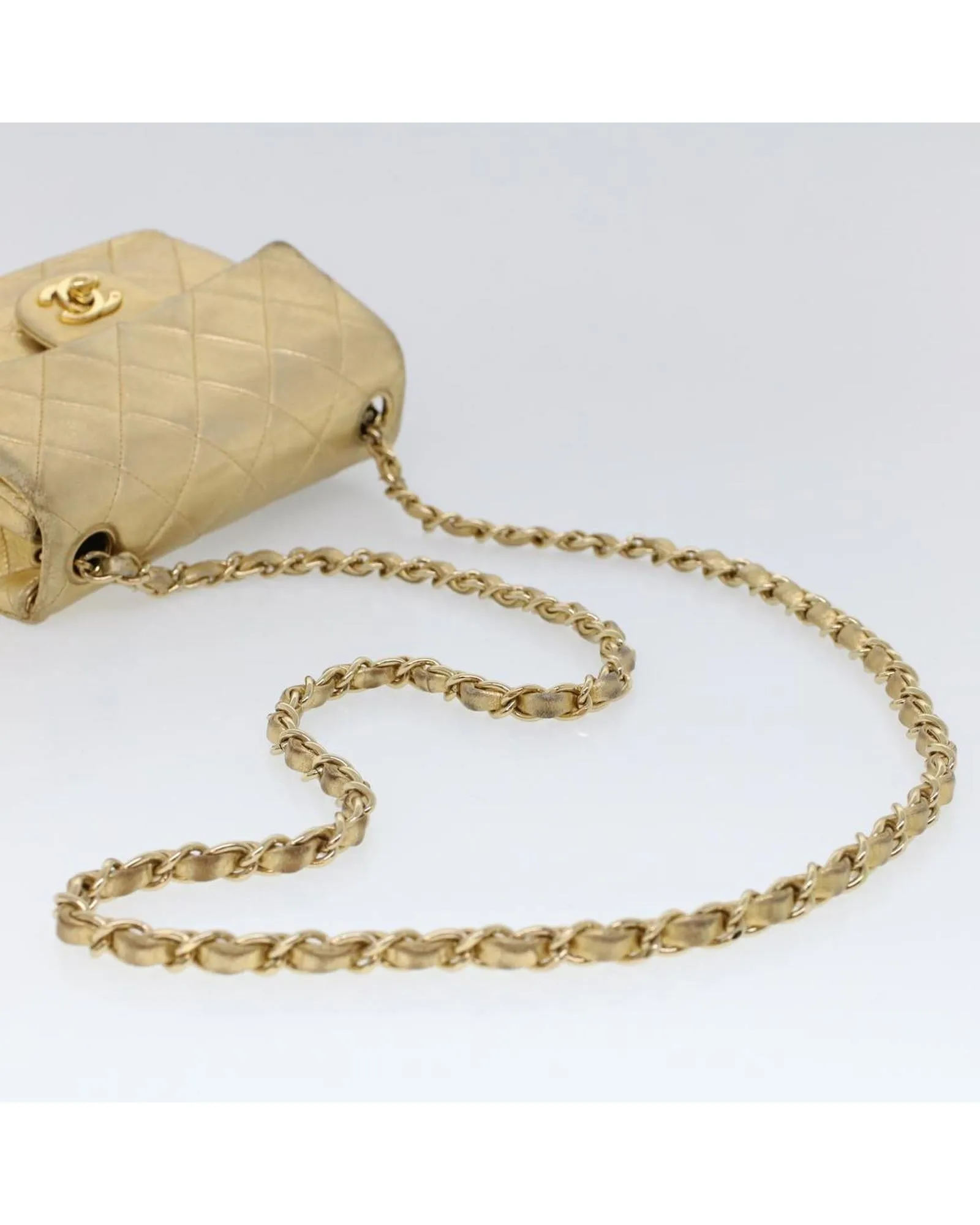 Gold Matelasse Turn Lock Chain Shoulder Bag