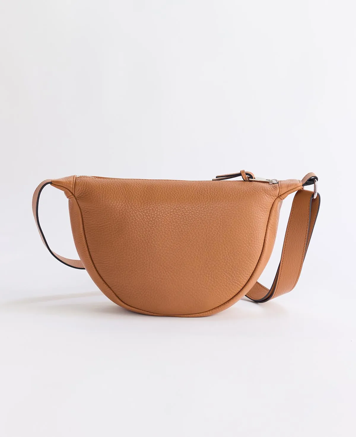 Sporty Crossbody: Tan