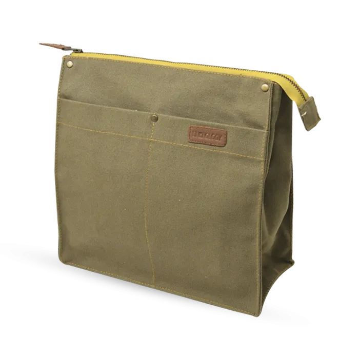 Wash Bag Tall - Wild Griffon